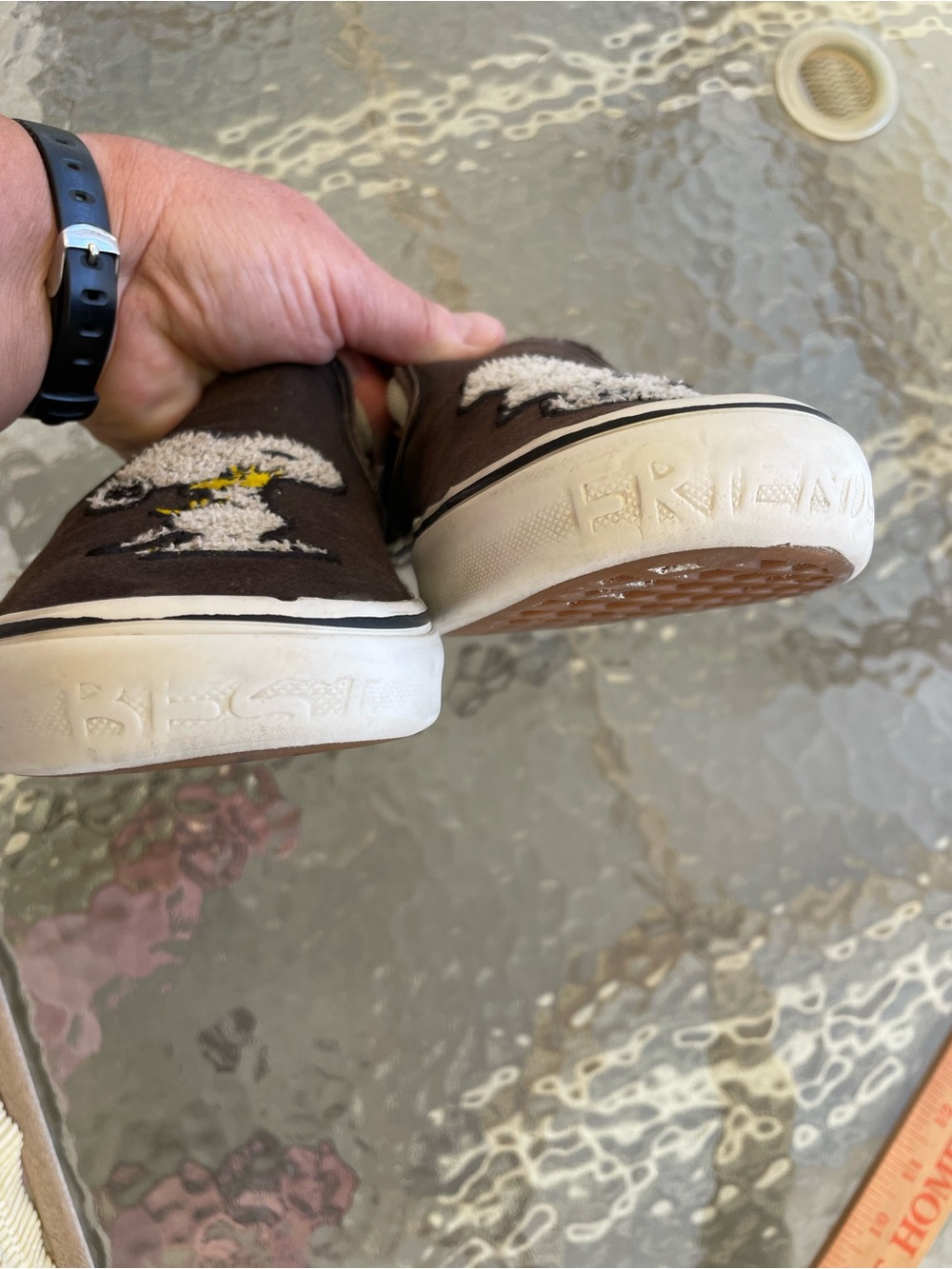 Peanuts vans 9.5 women’s, snoopy - Picture 4 of 6
